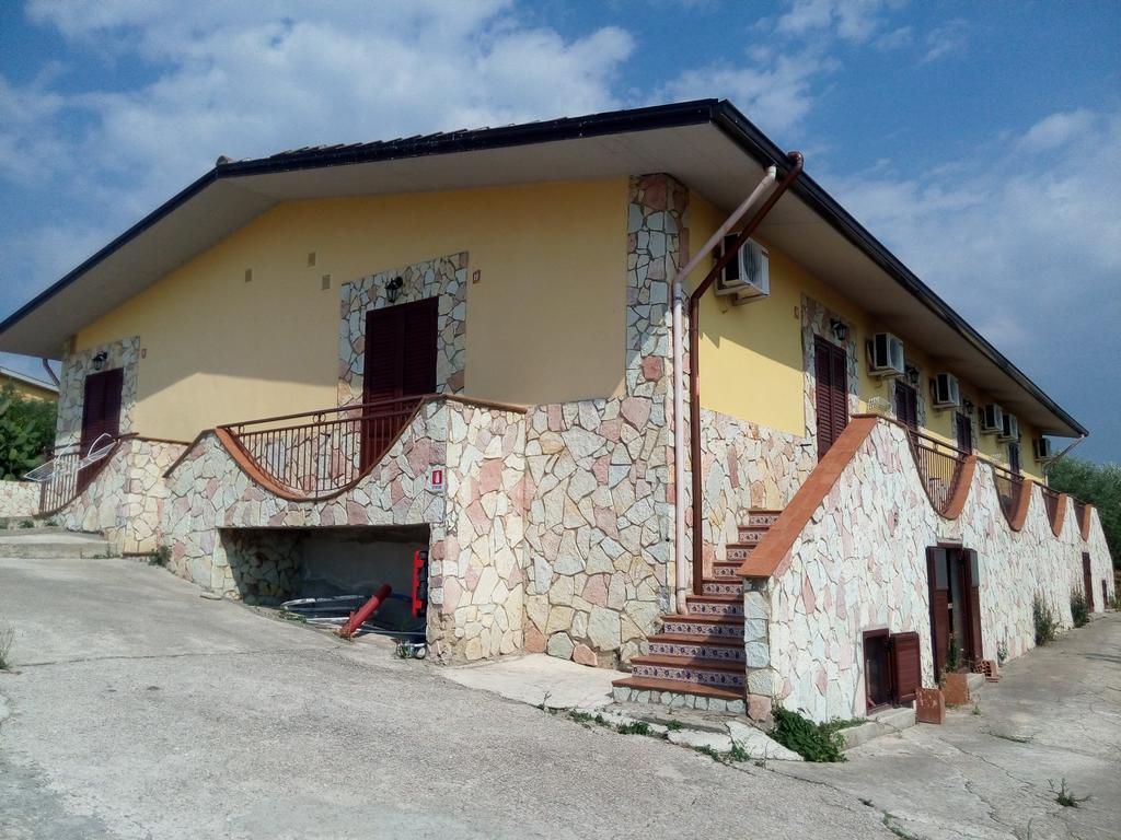 Agriturismo La Targa Buonfornello Oda fotoğraf